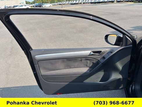 Used 2012 Volkswagen Golf 2-Door FWD image 19