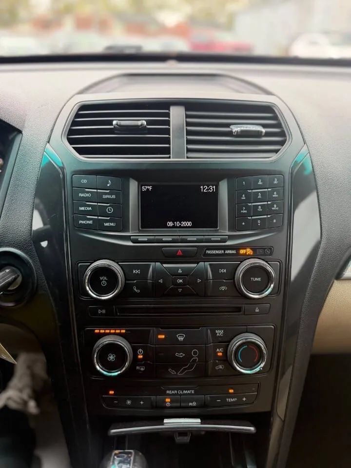 Used 2016 Ford Explorer 4WD image 17