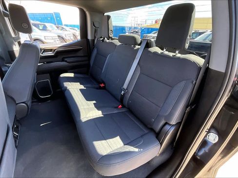 Used 2022 Chevrolet Silverado 1500 LT image 19