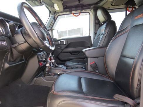 Used 2021 Jeep Gladiator Mojave AWD/4WD image 13