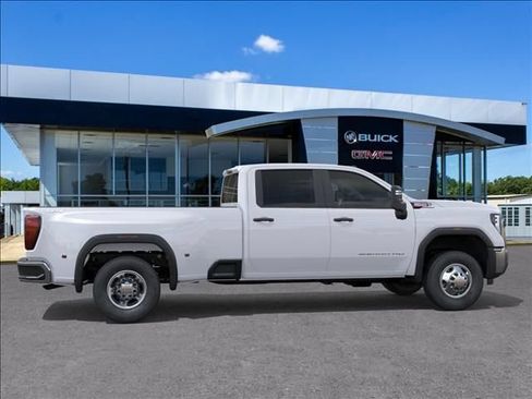 New 2026 GMC Sierra 3500 Pro AWD/4WD image 5