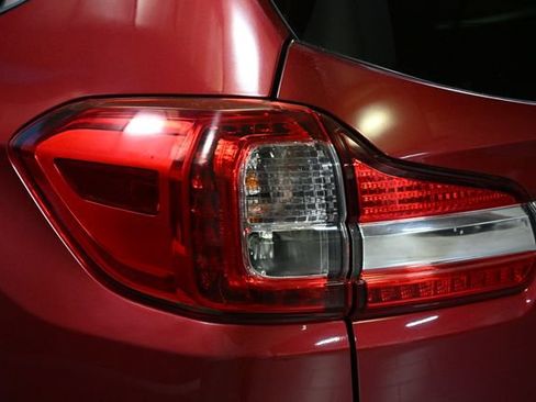 Used 2020 Subaru Ascent Limited w/ Technology Package AWD/4WD image 16