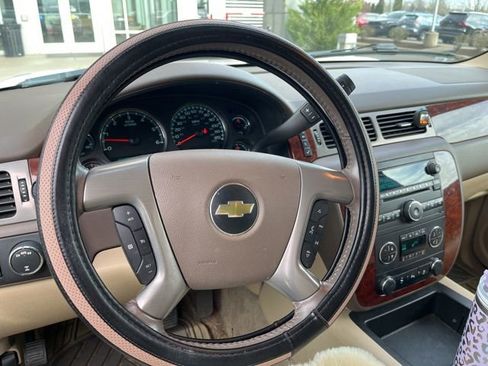 Used 2012 Chevrolet Tahoe LT w/ Luxury Package image 3