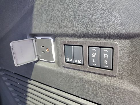 New 2026 Chevrolet Tahoe Premier image 9