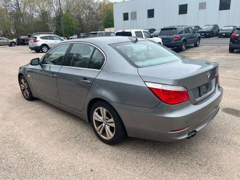Used 2010 BMW 528i xDrive Sedan AWD/4WD image 7