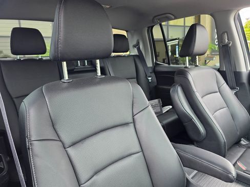Used 2017 Honda Ridgeline RTL image 16
