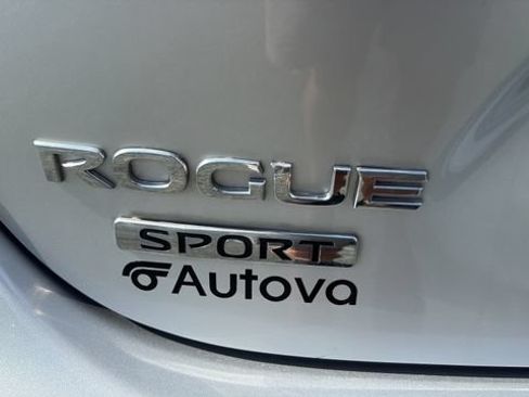 Used 2022 Nissan Rogue Sport S AWD/4WD image 30
