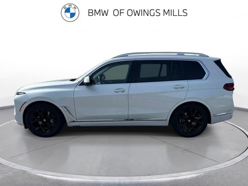 Used 2026 BMW X7 xDrive40i AWD/4WD image 5