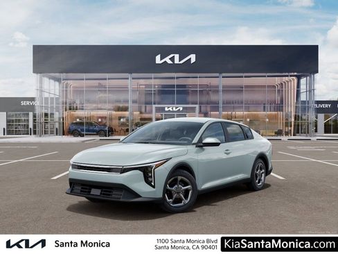 New 2026 Kia K4 FWD image 1