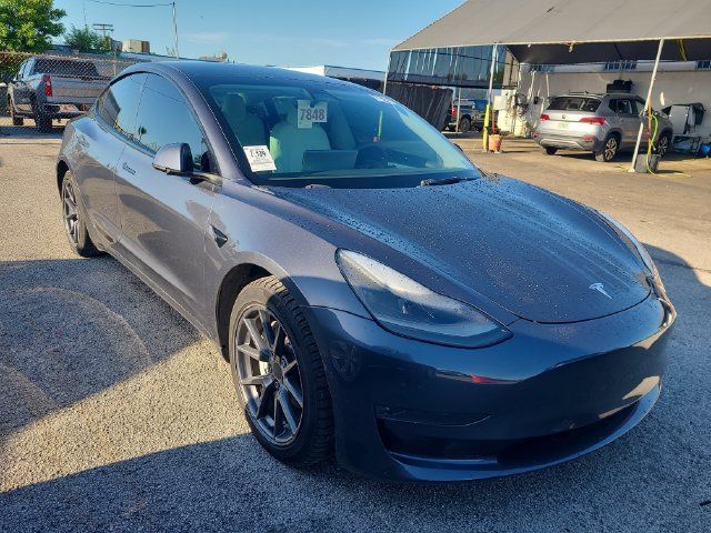 Used 2022 Tesla Model 3 Long Range AWD/4WD image 4
