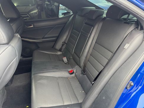 Used 2019 Lexus IS 300 F Sport w/ F Sport Package AWD/4WD image 17