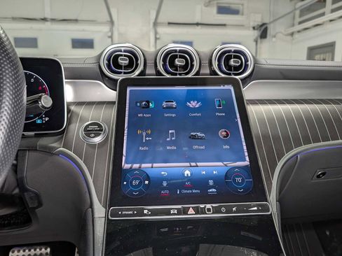 Certified 2023 Mercedes-Benz GLC 300 4MATIC image 31