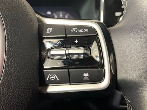 Used 2023 Kia Sorento SX image 21