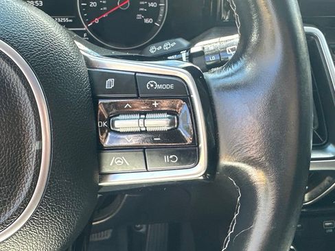Used 2023 Kia Sorento S w/ Panoramic Sunroof Package AWD/4WD image 15