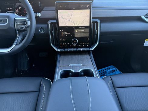 New 2026 GMC Acadia Denali w/ Super Cruise Package image 21