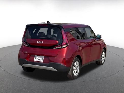 Used 2025 Kia Soul LX w/ LX Technology Package image 14