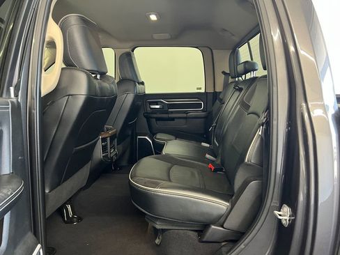 Used 2022 RAM 2500 Laramie w/ Chrome Appearance Group AWD/4WD image 12