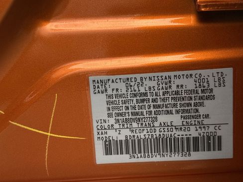 Used 2022 Nissan Sentra SR w/ SR Premium Package image 25