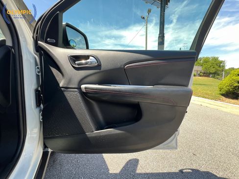 Used 2019 Dodge Journey GT AWD/4WD image 45