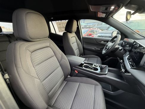 New 2026 Chevrolet Equinox LT image 9