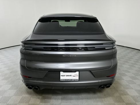 New 2025 Porsche Cayenne Coupe image 30