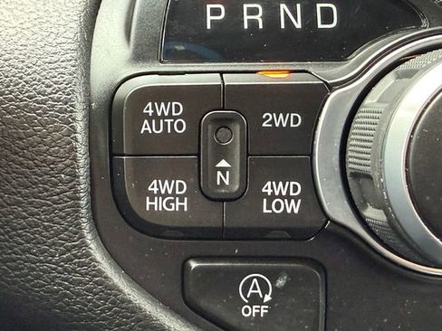 Used 2023 RAM 1500 Big Horn AWD/4WD image 37