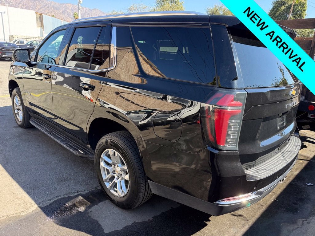Used 2025 Chevrolet Tahoe LT AWD/4WD image 3