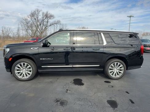 Certified 2023 GMC Yukon XL Denali w/ Denali Reserve Package image 5