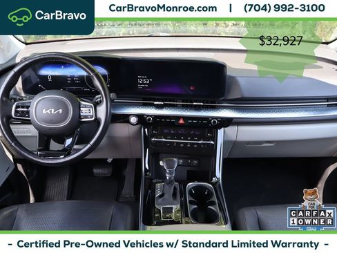 Used 2023 Kia Carnival SX Prestige FWD image 19