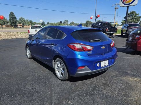 Used 2017 Chevrolet Cruze LT w/ Convenience Package FWD image 6