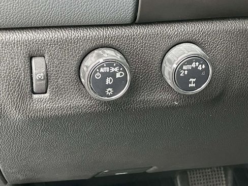 Used 2018 Chevrolet Colorado Z71 image 18