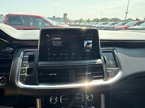 Used 2024 GMC Yukon SLT image 31