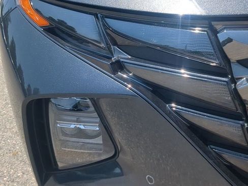 Used 2023 Hyundai Tucson Limited AWD/4WD image 9