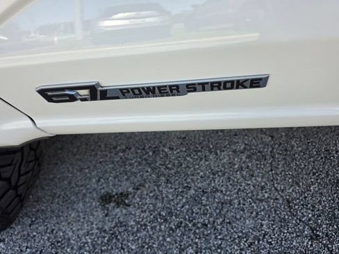 Used 2024 Ford F350 Platinum w/ FX4 Off-Road Package AWD/4WD image 15