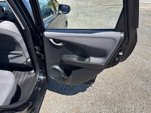 Used 2013 Honda Fit image 21