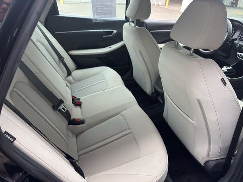 Used 2023 Hyundai Sonata SEL image 14