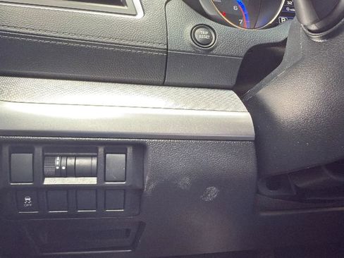 Used 2018 Subaru Outback 2.5i Premium image 15