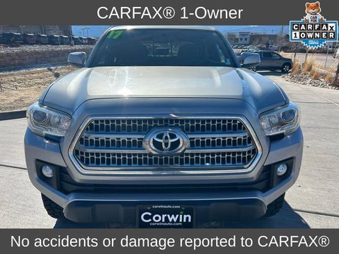 Used 2017 Toyota Tacoma TRD Off-Road w/ Tow Package (A/T) image 2