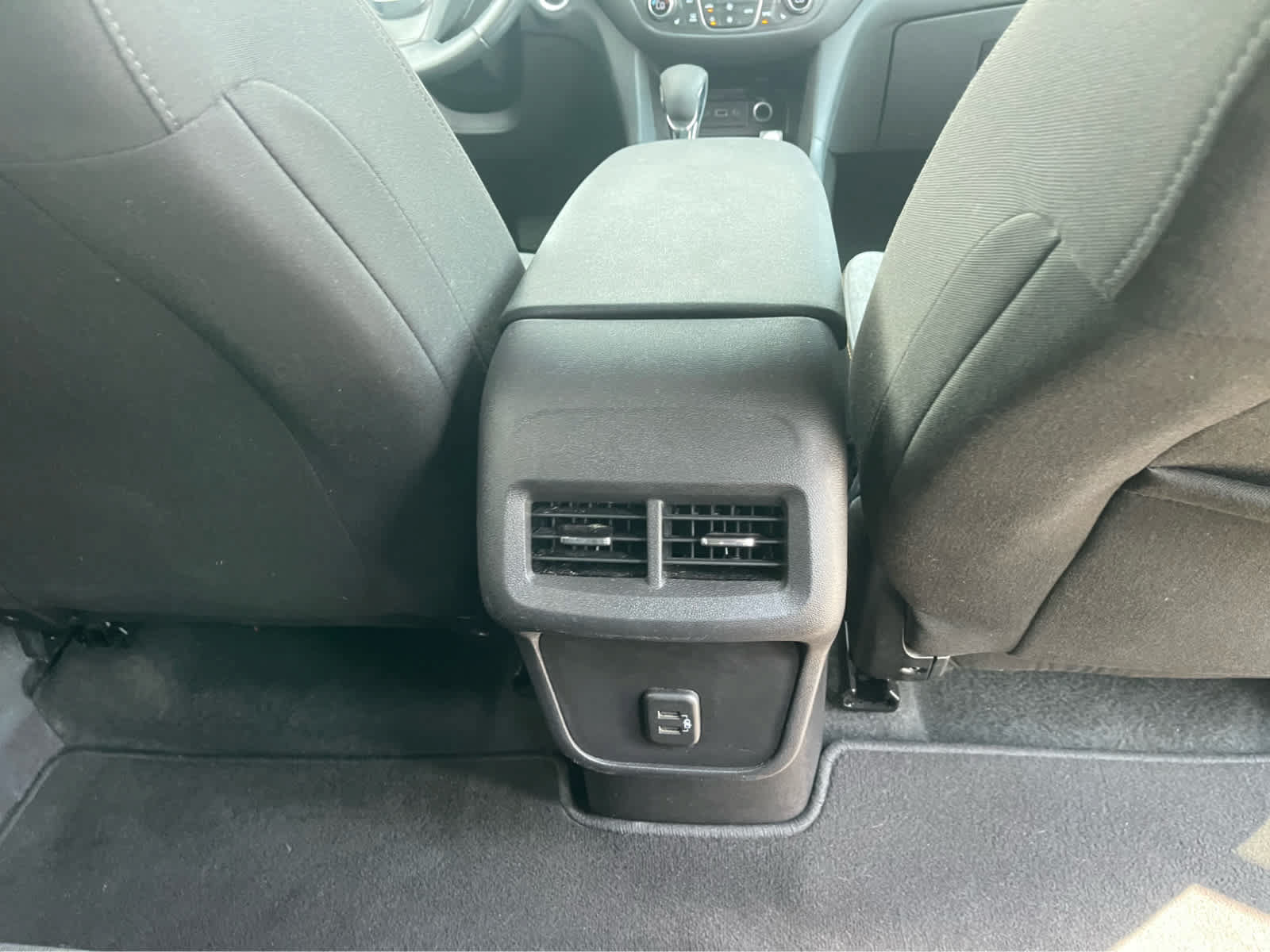 Used 2024 Chevrolet Equinox LT AWD/4WD image 26