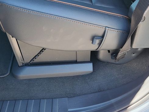 New 2026 Ford F250 Lariat w/ Black Appearance Package image 20