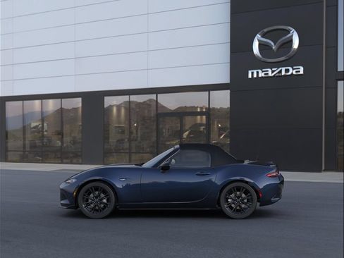 New 2026 MAZDA MX-5 Miata Club w/ Interior Package RWD image 4