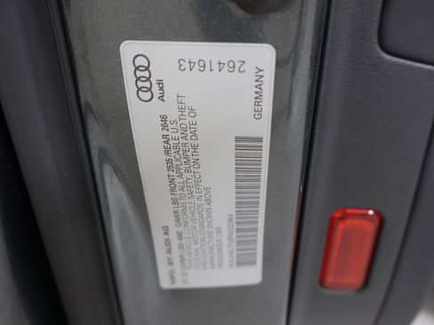 Used 2023 Audi A5 2.0T Premium Plus image 3