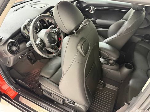 Used 2019 MINI Cooper S image 31