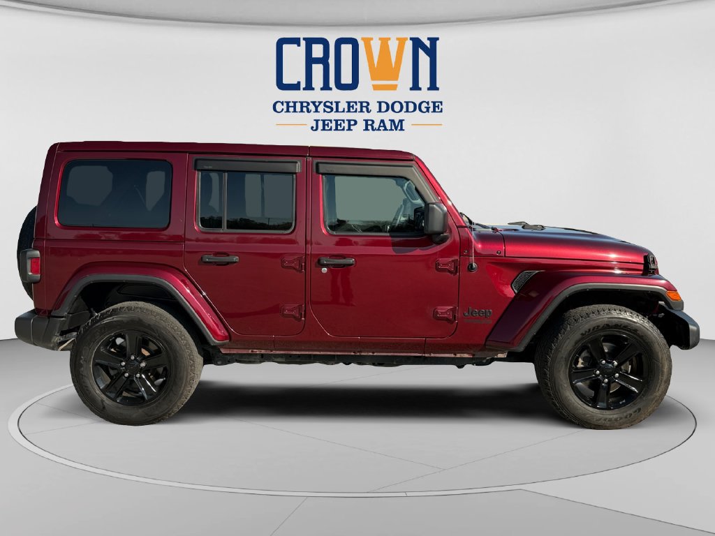 Used 2021 Jeep Wrangler Unlimited Sahara AWD/4WD image 2