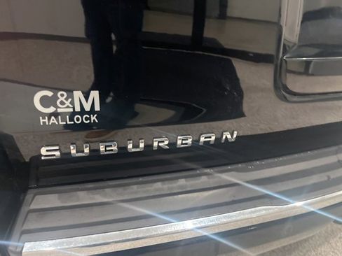 Used 2015 Chevrolet Suburban LTZ image 9