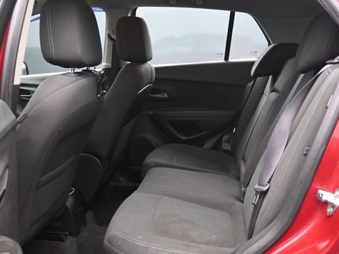 Used 2015 Chevrolet Trax LS AWD/4WD image 22