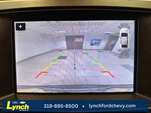 Used 2019 Ford Explorer XLT w/ Equipment Group 202A image 5