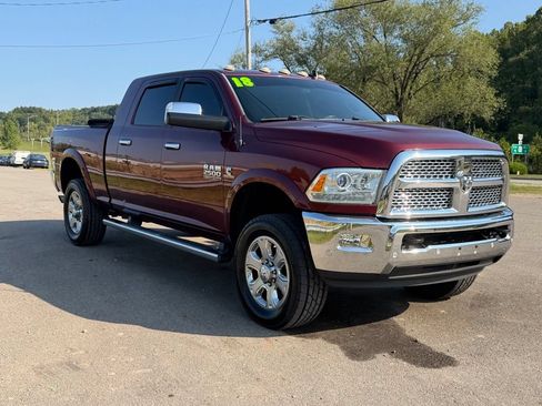 Used 2018 RAM 2500 Laramie w/ Off Road Package AWD/4WD image 2
