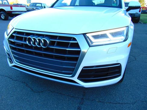 Used 2018 Audi Q5 2.0T Premium Plus w/ Premium Plus Package image 45