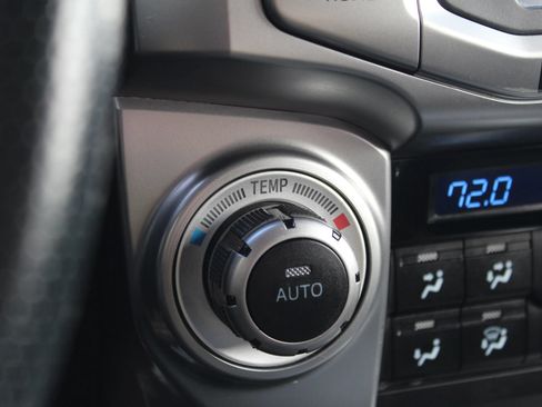 Used 2015 Toyota 4Runner Limited AWD/4WD image 35